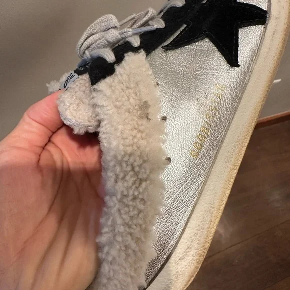 Golden Goose Super-Star Sabot in silver laminated leather with black star - Picture 8 of 10
